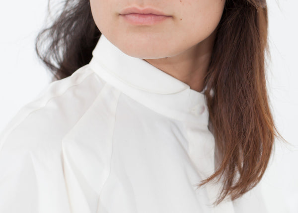 Blouse en popeline à col bordé, blanc cassé