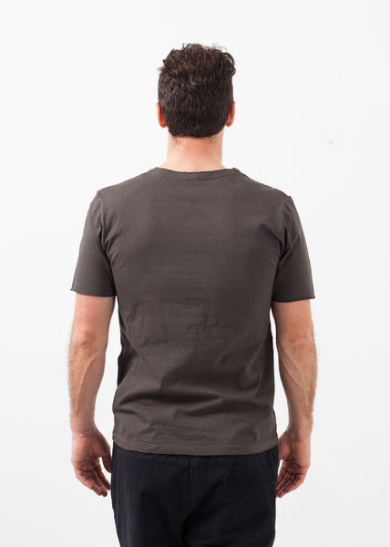 T-shirt à col en V