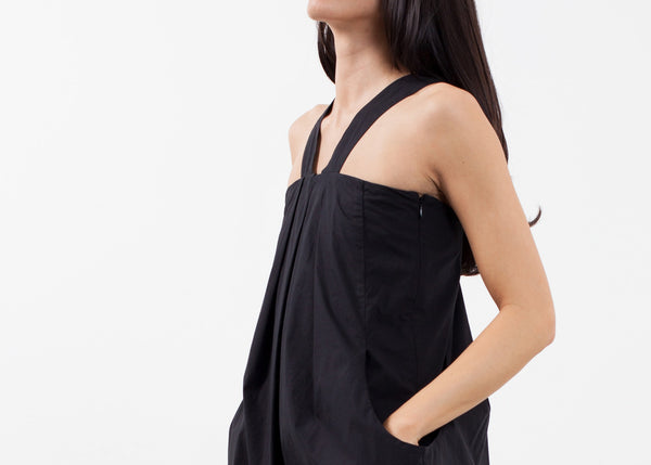 Robe à poches et bretelles en V