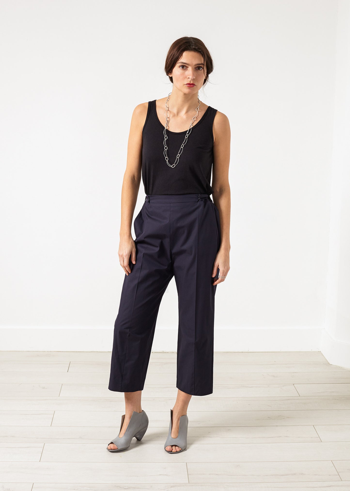 Pantalon large court en bleu marine