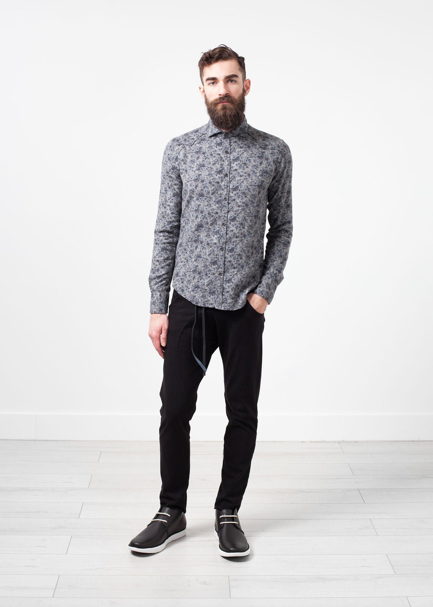 Western Arkansas boutonné en gris floral