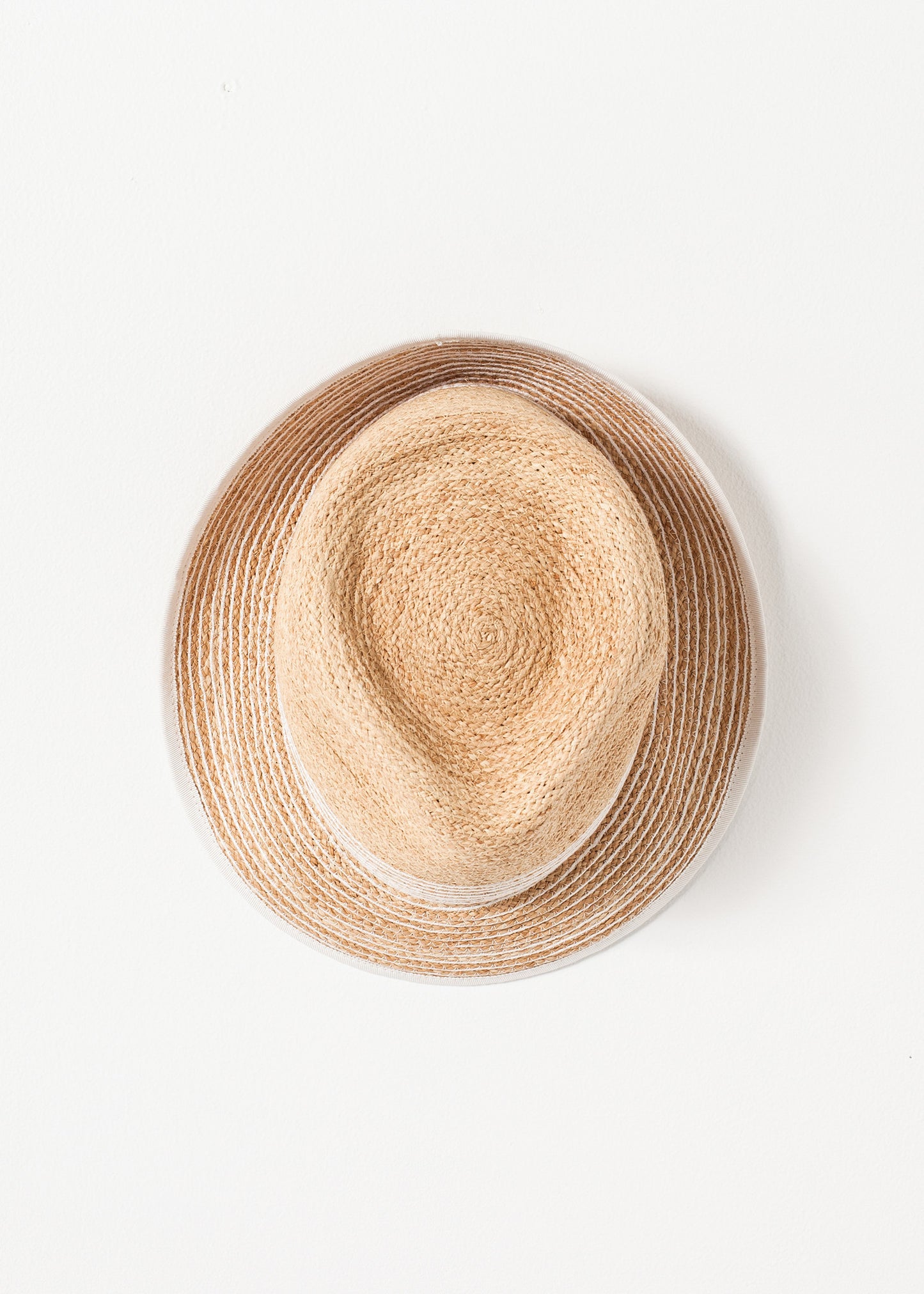 Chapeau de planche à laver en paille/blanc